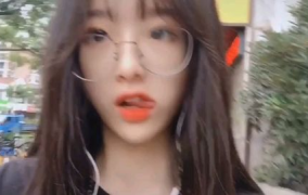 抖音最火小姐姐了解下,抖音最火小姐姐的时尚穿搭秘诀大揭秘